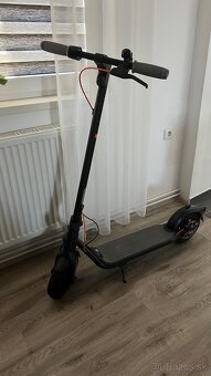 Elektrokolobezka Ninebot - 2