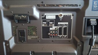 2ks TV tenké Panasonic 40e spolu 60e - 2