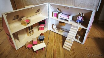 Drevený domček pre bábiky a farma - 2