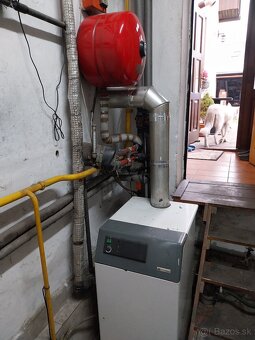 Modratherm Vulkan 25 teplovodný plynový kotol + bojler - 2