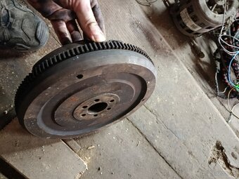 Spojka jednohmota - 2