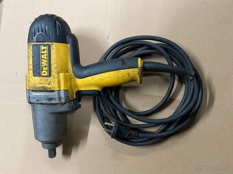 Rázový uťahovák Dewalt - 2