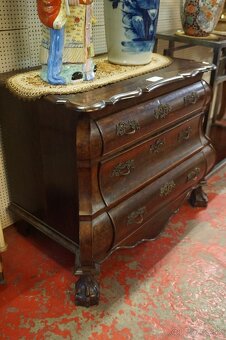 Starožitná komoda - 2