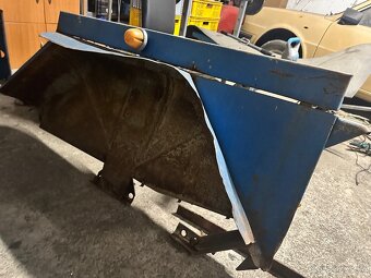 Hranaté blatníky Zetor 25 A/K - 2