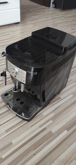 DeLonghi Magnifica S - 2