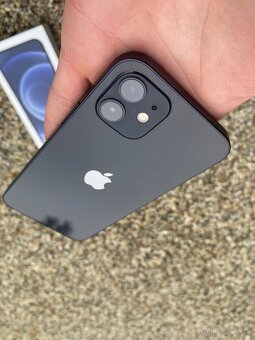IPhone 12 256GB - baterie 100% - 2