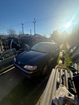 Renault Megane - 2