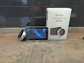 EZVIZ DP2C Smart dverné kukátko - 2