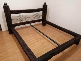 Manželská posteľ z masívu - 2