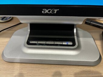LCD monitory rôzne - 2