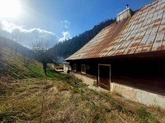 NA PREDAJ drevená chalúpka v Motyčkách - 2
