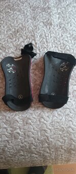 Fotbalové chrániče adidas - 2
