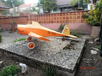 ČMELIAK - 2