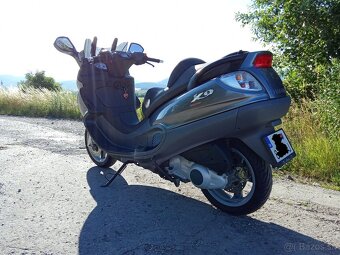 Piaggio X9 200 - 2