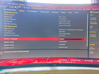 Asus ROG STRIX X570-F Gaming - 2
