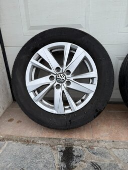 VW disky s používanými pneu 205 60 R16 - 2