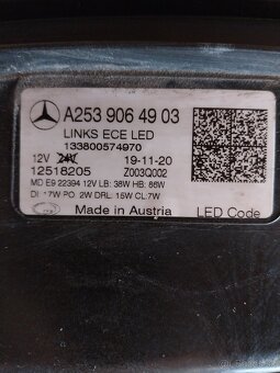 Predné svetlo mercedes glc - 2