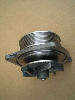 Vodná pumpa na JCB 4CX, 3CX, JCB 444 - 2