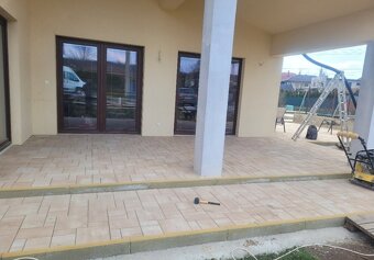 HĽADÁME STAVEBNÉ PRÁCE - 2