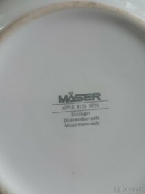 Polievkové misy, servirovaci tanier, čajník, mliečnik. - 2