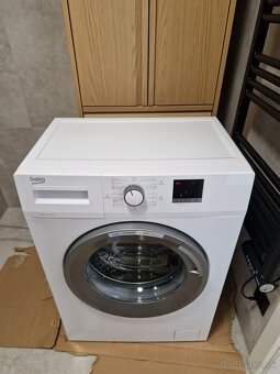 Pracka Beko WUE6511BS - 2