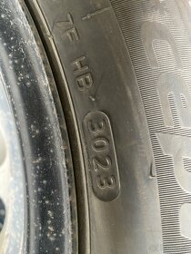 Predám zimné pneumatiky 205/55R16 - 2
