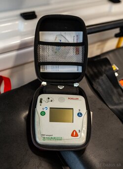AED Schiller FRED easyport – miniaturní defibrilátor - 2