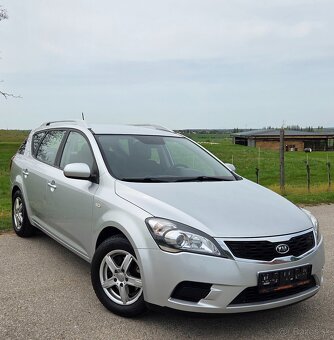 Kia Ceed 1.4 16V 66KW/90PS R.V.10/2010 - 2