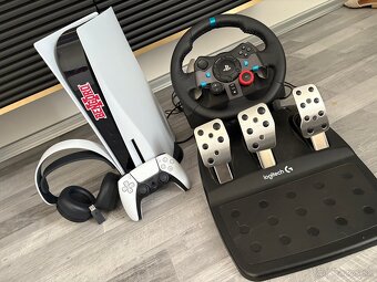 PS5 + Logi tech G29 - 2