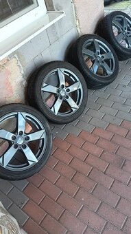 PREDAM ,ELEKTRONI ,225/45/R,17.S PNEU.DUNLOP ,.R.V.2024. - 2