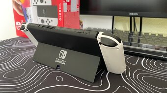 Nintendo Switch Oled – perfektný stav + príslušenstvo - 2