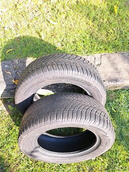 Pneu 215/60 r16 - 2