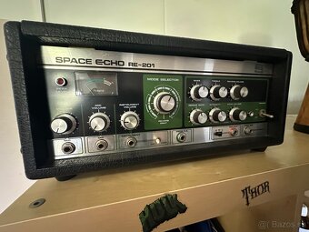 Roland RE-201 Space Echo - 2