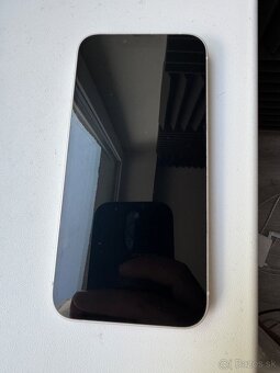 Predám iPhone 13 – 128 GB, biely - 2