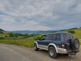 Mitsubishi Pajero - 2