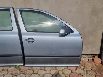 Škoda Octavia 2 sedan prave dvere - 2
