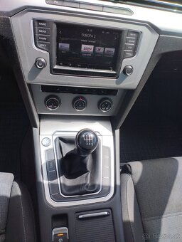 Predám VW Passat sedan - 2