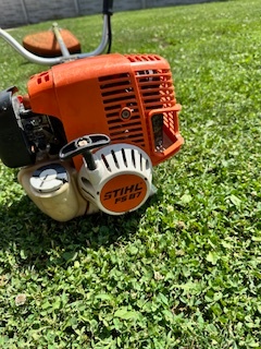 Predám krovinorez Stihl FS 87 4-MIX - 2