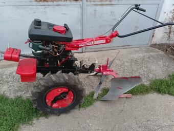 Vari  malotraktor DSK-317,motor jikov JM4-003V,pluh, těleso - 2