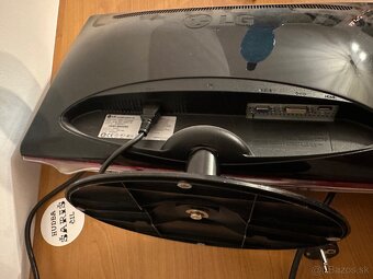 Monitor LG - 2