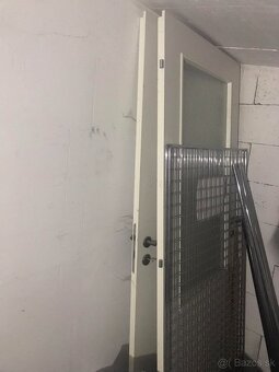 Darujem za odvoz - 2x Dvere 205x85cm - 2