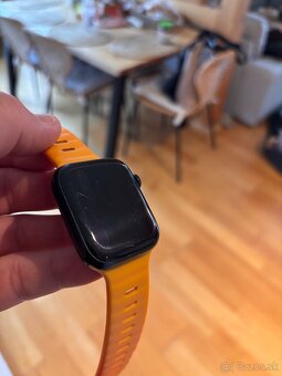 Apple watch 8 - 2