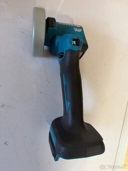 Makita DCM300 - 2