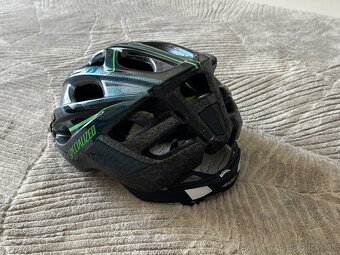 Cyklo prilba Specialized vel. M - 2