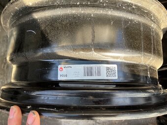 5x114,3 stred 67 R17 - 2