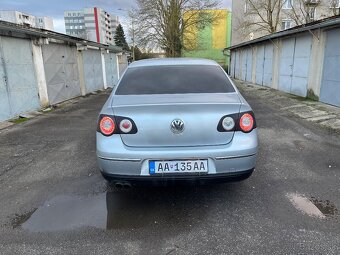 Volkswagen Passat B6 - 2