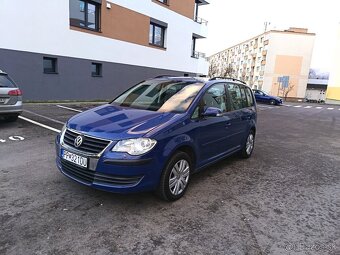 Volkswagen Touran - 2