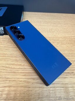 Predám SAMSUNG GALAXY Z FOLD 6 12GB/256GB, TOP stav, ZARUKA - 2