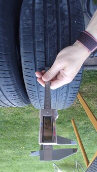 235/55/R18 - 2