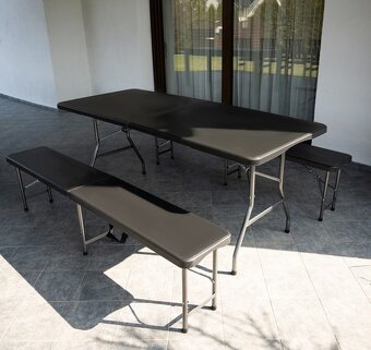 Praktický set na vonkajšie sedenie: 1x stôl + 2x lavice 🛋️☀ - 2